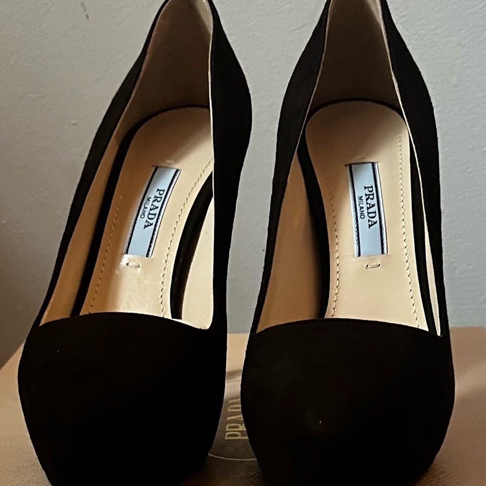 Hight Heel - image 1